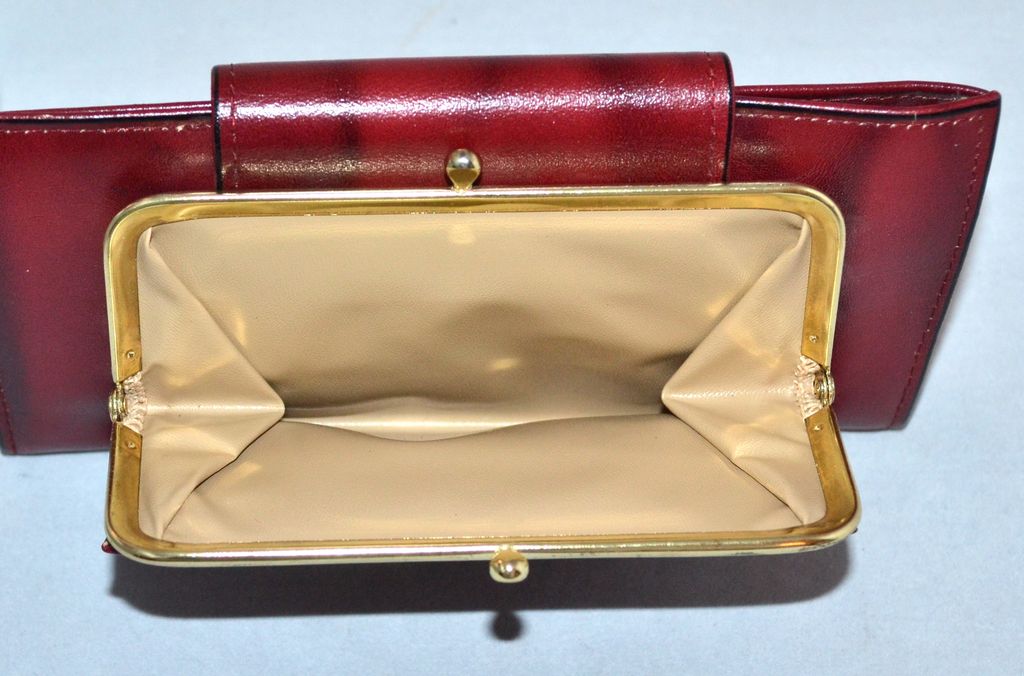 1970s Amity ~ Burgundy Cowhide Leather Checkbook/Wallet 1970s Amity ~ Burgundy Cowhide Leather Checkbook/Wallet