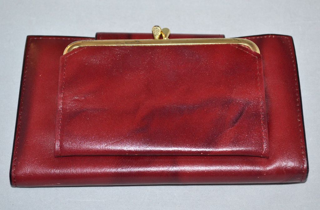 1970s Amity ~ Burgundy Cowhide Leather Checkbook/Wallet 1970s Amity ~ Burgundy Cowhide Leather Checkbook/Wallet