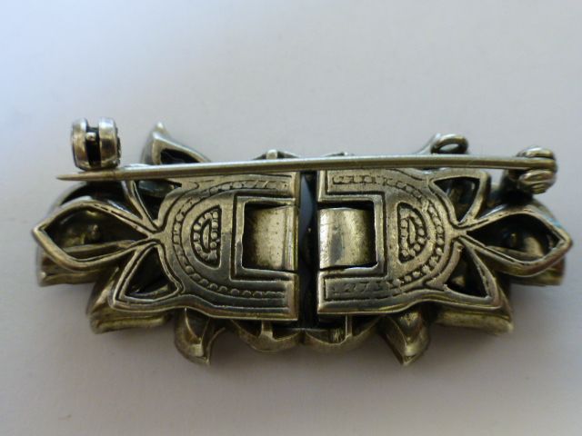 Fine RARE Art Deco Silver Double clip with frame Fine RARE Art Deco Silver Double clip with frame