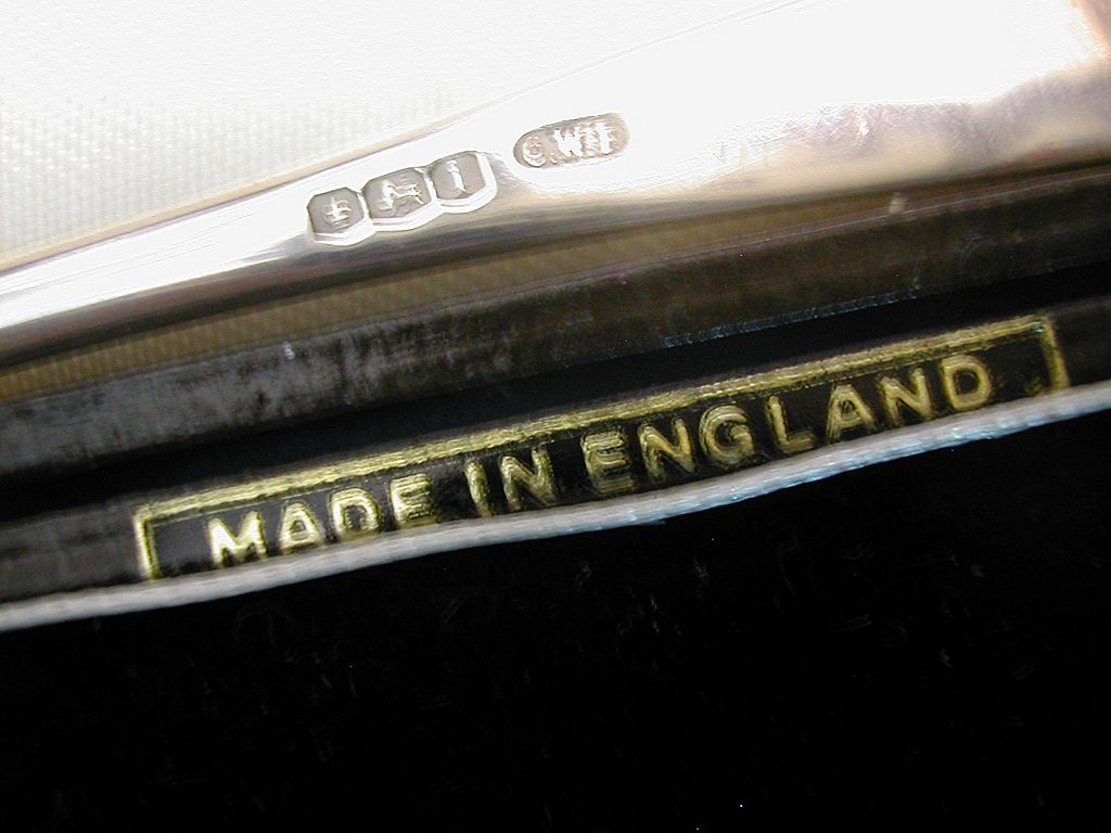 Single cased ENGLISH silver spoon Single cased ENGLISH silver spoon
