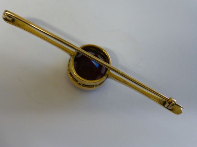 Stunning Garnet 18k Brooch Stunning Garnet 18k Brooch
