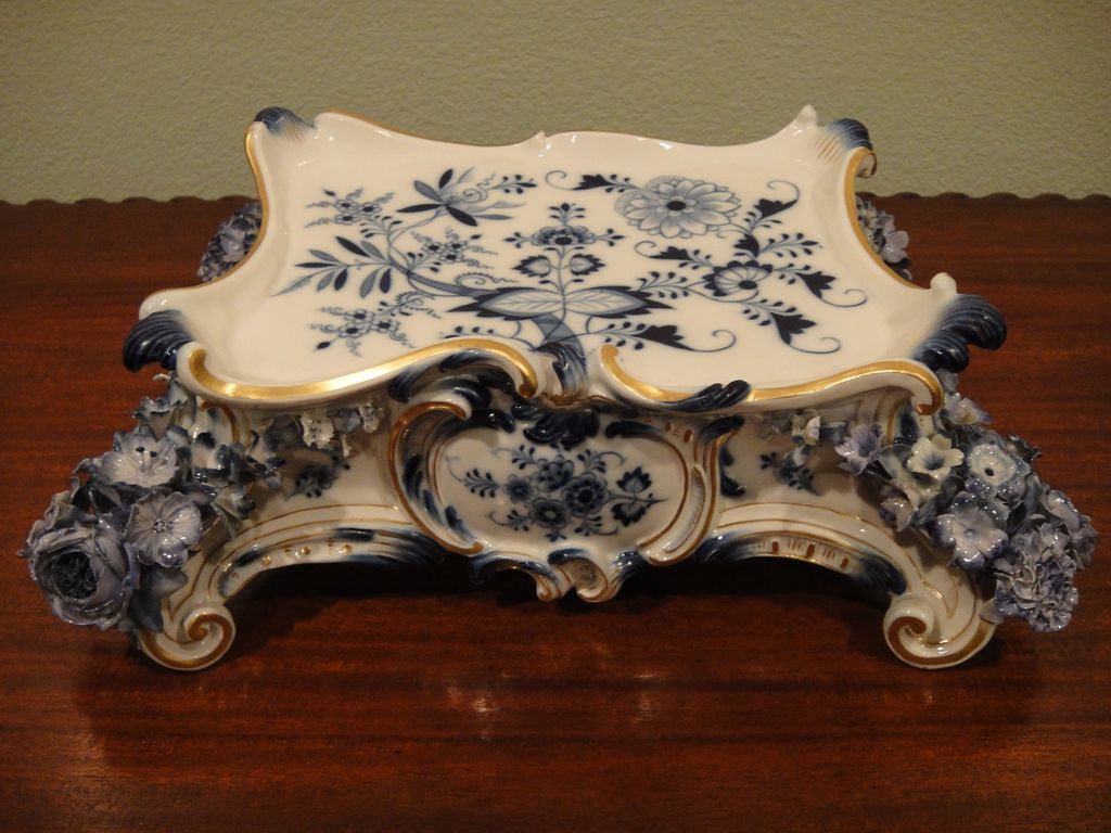 c. 1860 Meissen Base c. 1860 Meissen Base