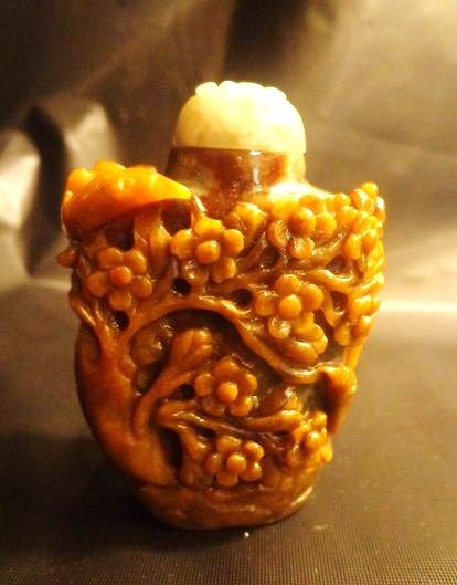 Chinese Jade Snuff Bottle, Plum Blossoms, Bat, Bird & Lingzhi Chinese Jade Snuff Bottle, Plum Blossoms, Bat, Bird & Lingzhi