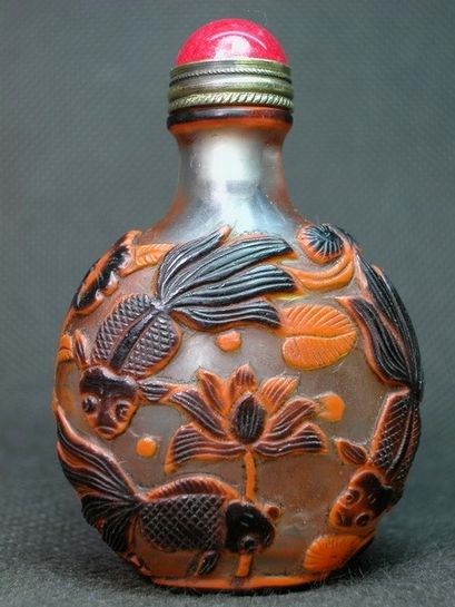 Chinese Carved Peking Glass Snuff Bottle, Goldfish, Lotus, Frogs Chinese Carved Peking Glass Snuff Bottle, Goldfish, Lotus, Frogs