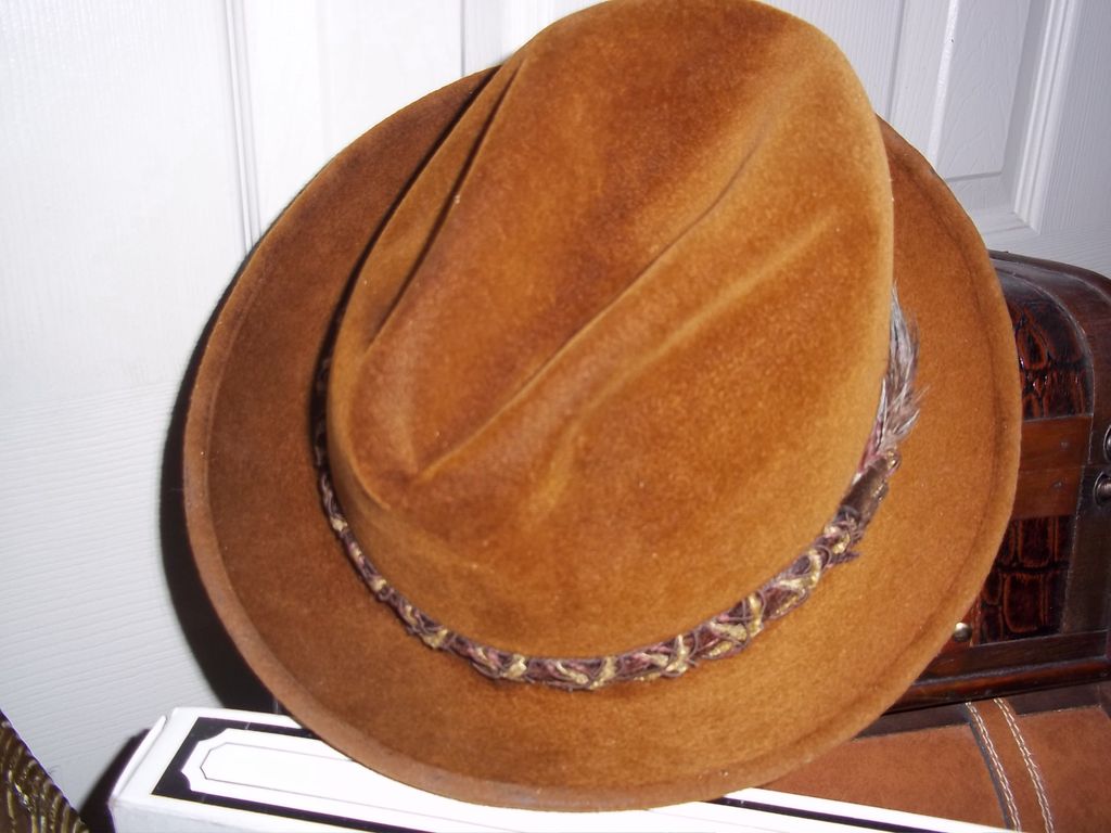Stetson "Sovereign" Brown Felted Fedora Hat Stetson "Sovereign" Brown Felted Fedora Hat