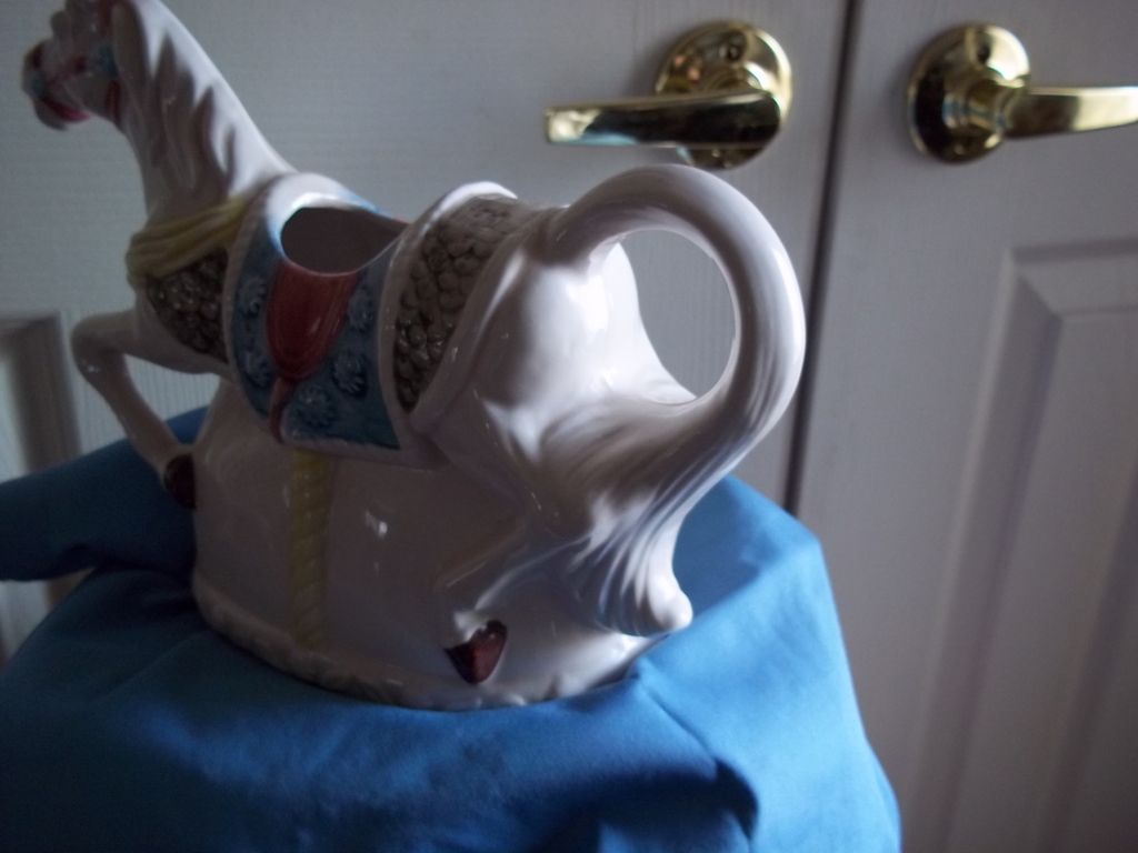 Heritage Mint Carousel Horse Milk Pitcher Heritage Mint Carousel Horse Milk Pitcher