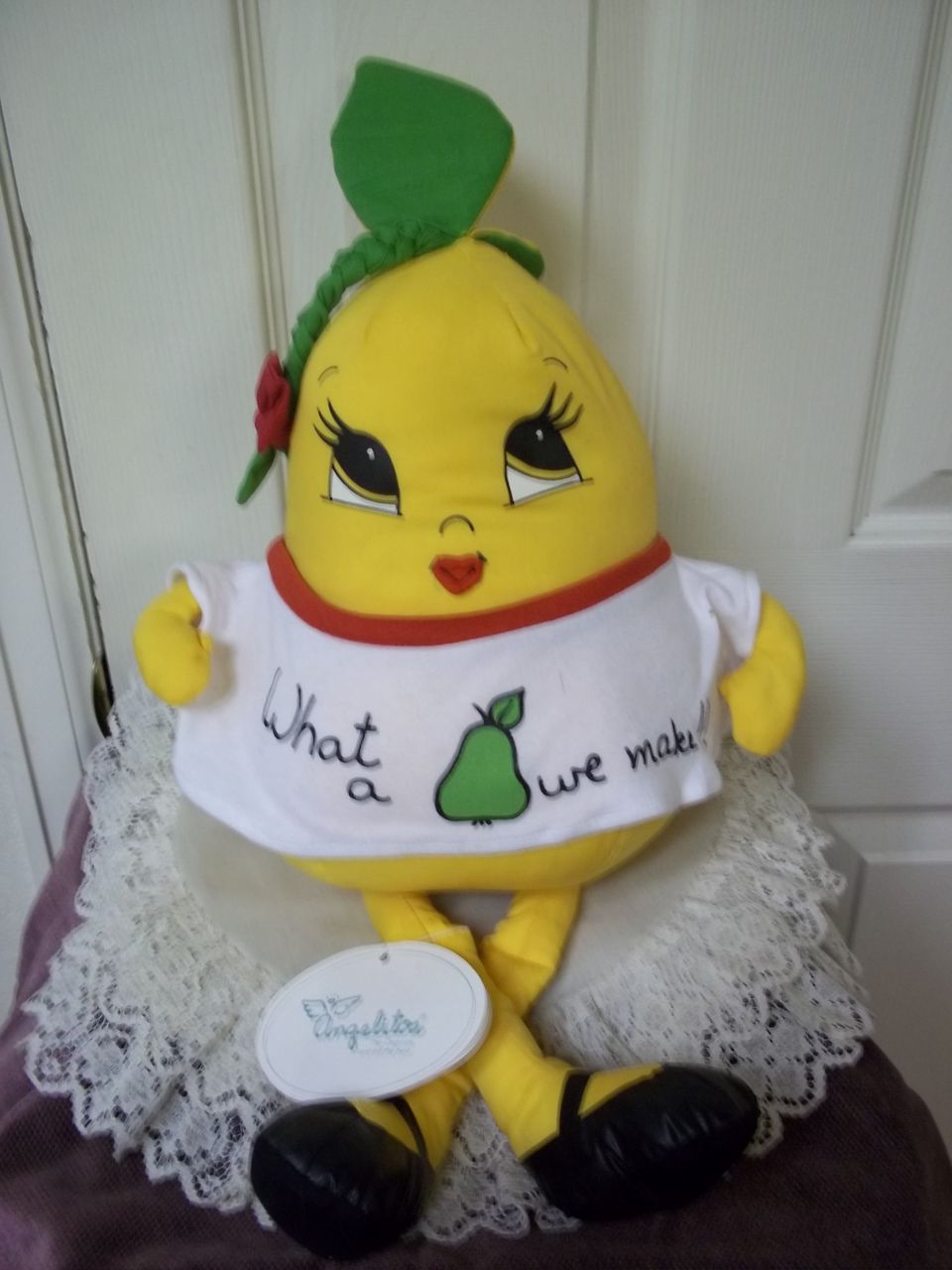 Vintage Angelitos Stuffed Sculpture: Perfect Pear Vintage Angelitos Stuffed Sculpture: Perfect Pear