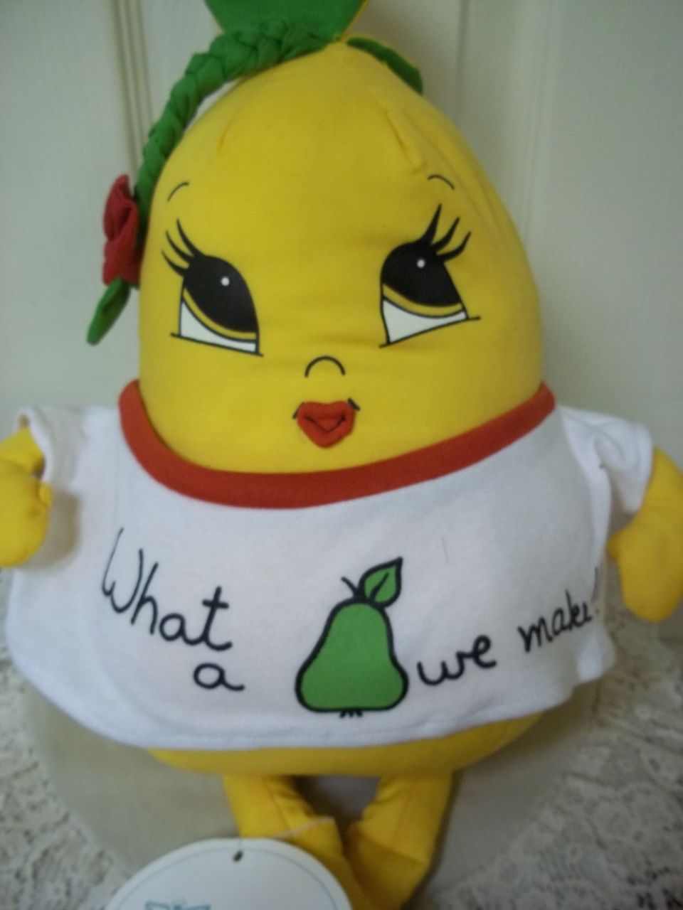Vintage Angelitos Stuffed Sculpture: Perfect Pear Vintage Angelitos Stuffed Sculpture: Perfect Pear
