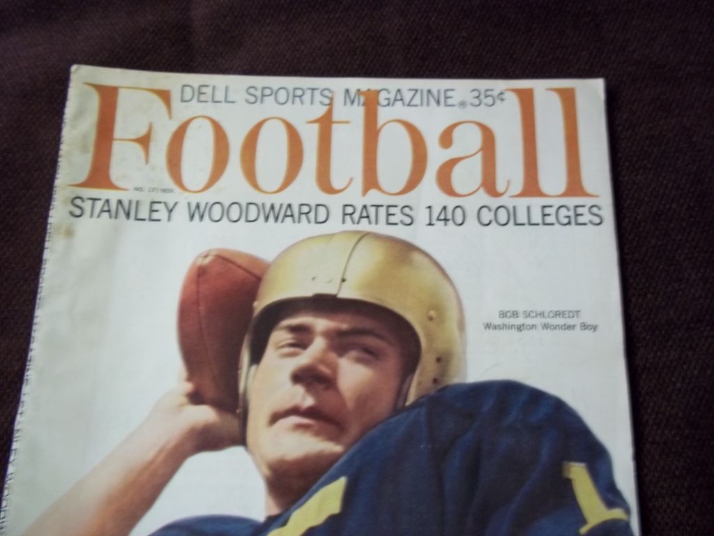 Dell Sports Magazine 'Football' Vol. 17, No. 17 November 1970 Dell Sports Magazine 'Football' Vol. 17, No. 17 November 1970