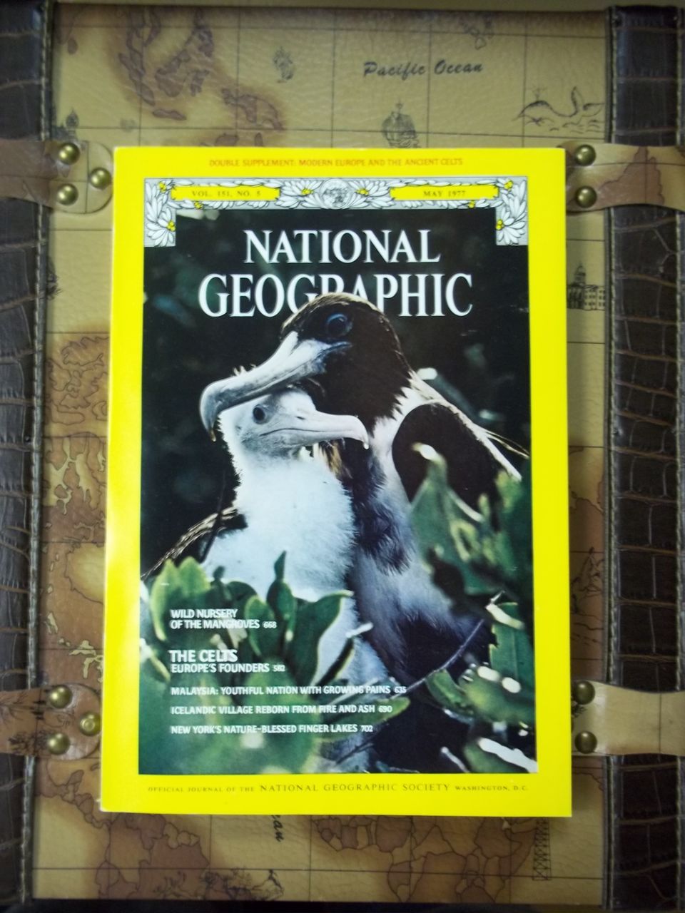 Vintage National Geographic Vol. 152, No. 5, May 1977 Vintage National Geographic Vol. 152, No. 5, May 1977