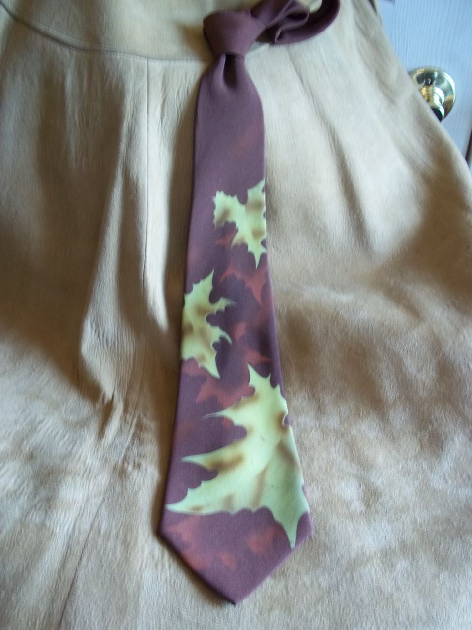 Western Autumn Leaves Brown Photo Vintage Tie Western Autumn Leaves Brown Photo Vintage Tie