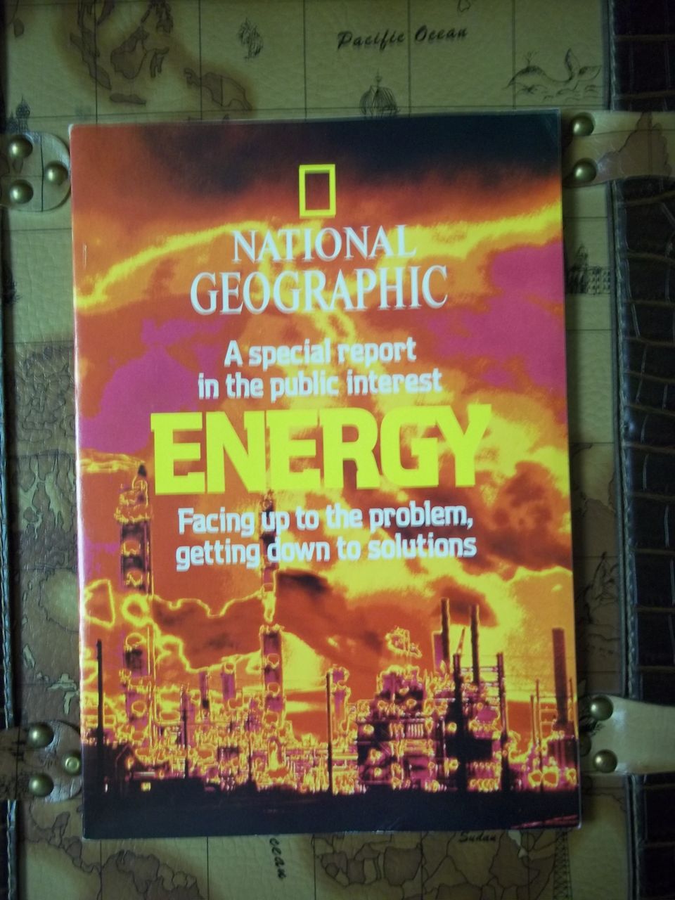 Vintage National Geographic Special Report: Energy, Facing Up to the Problem February 1981 Vintage National Geographic Special Report: Energy, Facing Up to the Problem February 1981