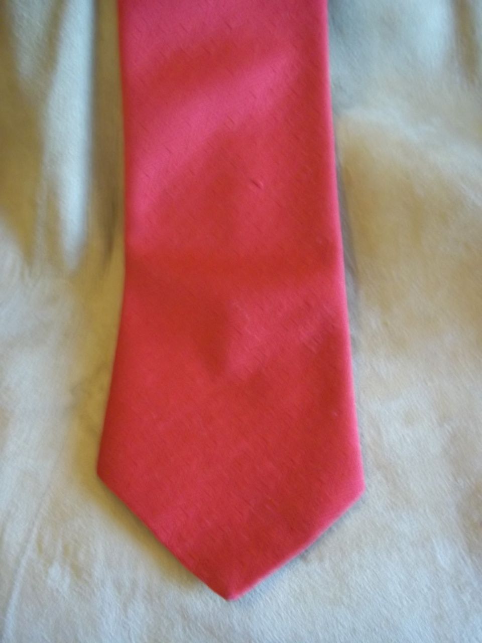Laureate Red Textured Polyester Vintage Tie Laureate Red Textured Polyester Vintage Tie