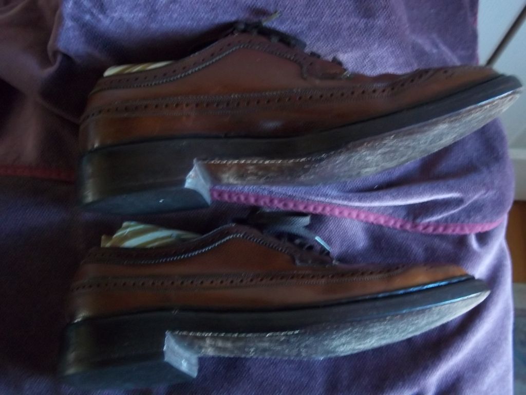 1970's Floresheim Imperial Brown Wing Tip Open Throat Oxfords 1970's Floresheim Imperial Brown Wing Tip Open Throat Oxfords