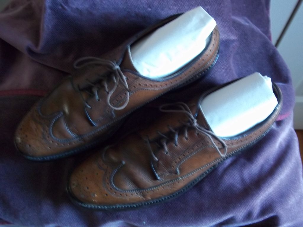 Vintage Floresheim Wingtip Shoes Vintage Floresheim Wingtip Shoes