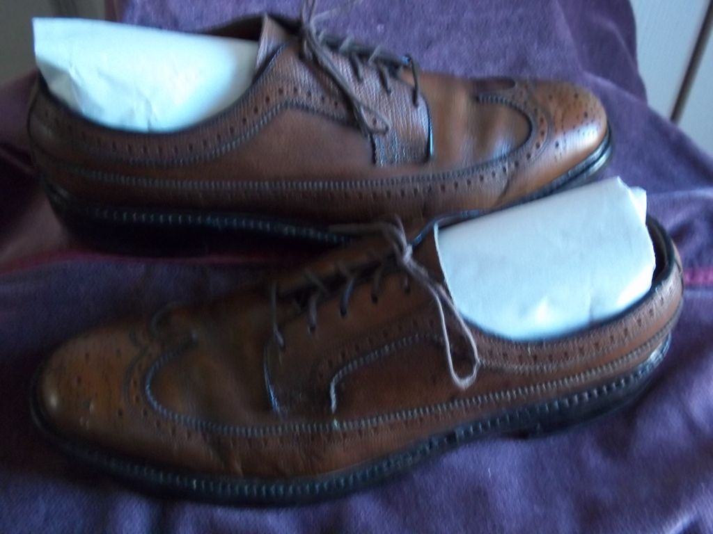 Vintage Floresheim Wingtip Shoes Vintage Floresheim Wingtip Shoes