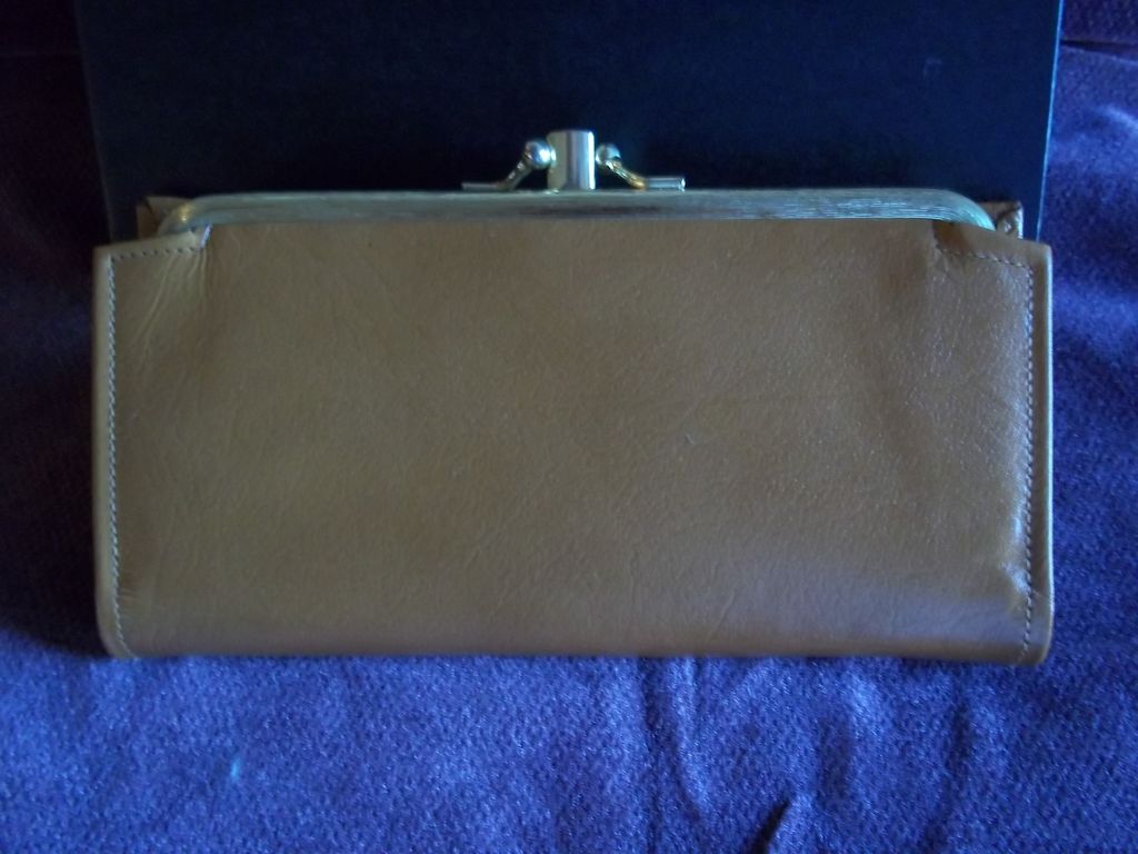 Vintage Di Lido Ladies Leather Wallet, New in Box! Vintage Di Lido Ladies Leather Wallet, New in Box!
