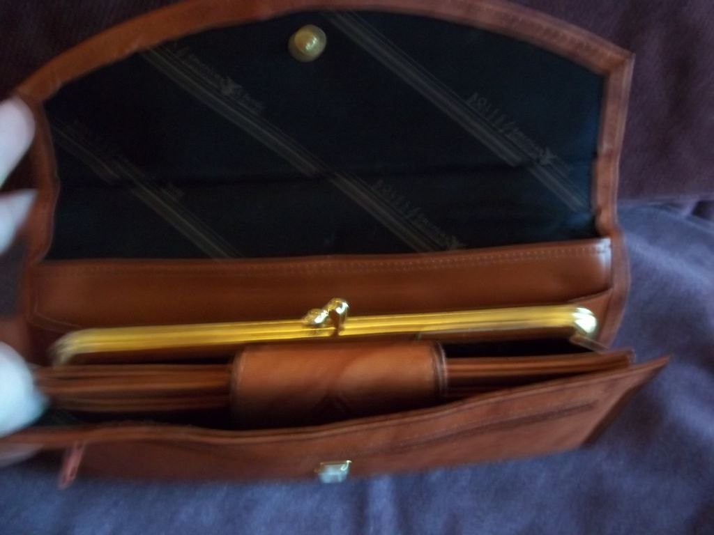 Vintage Di Lido Original Ladies Leather Wallet, New In Box Vintage Di Lido Original Ladies Leather Wallet, New In Box