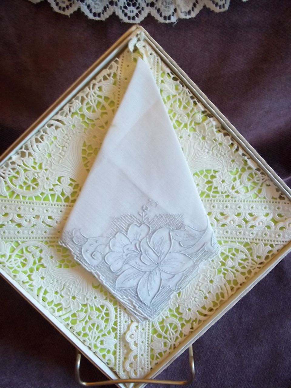 Vintage White Handkerchief with Embroidered Floral Pattern Vintage White Handkerchief with Embroidered Floral Pattern