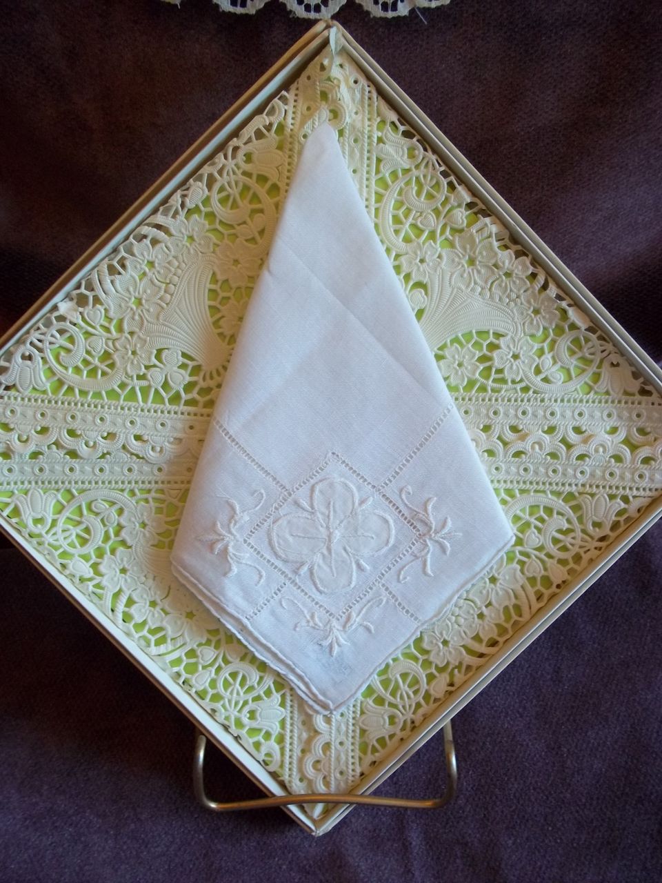 White Embroidered Hankderchief/ Hankie w/ Shamrock Pattern White Embroidered Hankderchief/ Hankie w/ Shamrock Pattern
