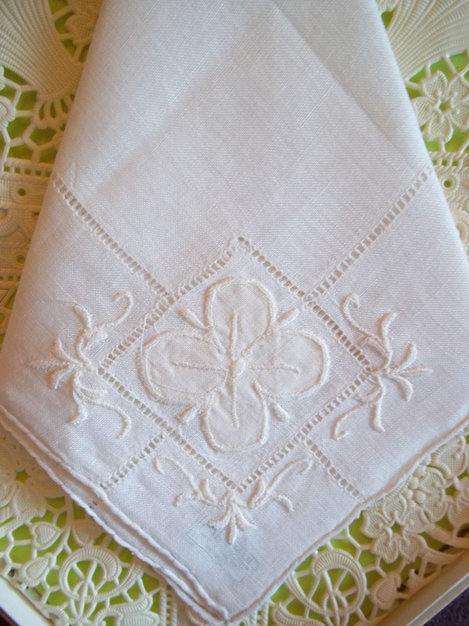 White Embroidered Hankderchief/ Hankie w/ Shamrock Pattern White Embroidered Hankderchief/ Hankie w/ Shamrock Pattern