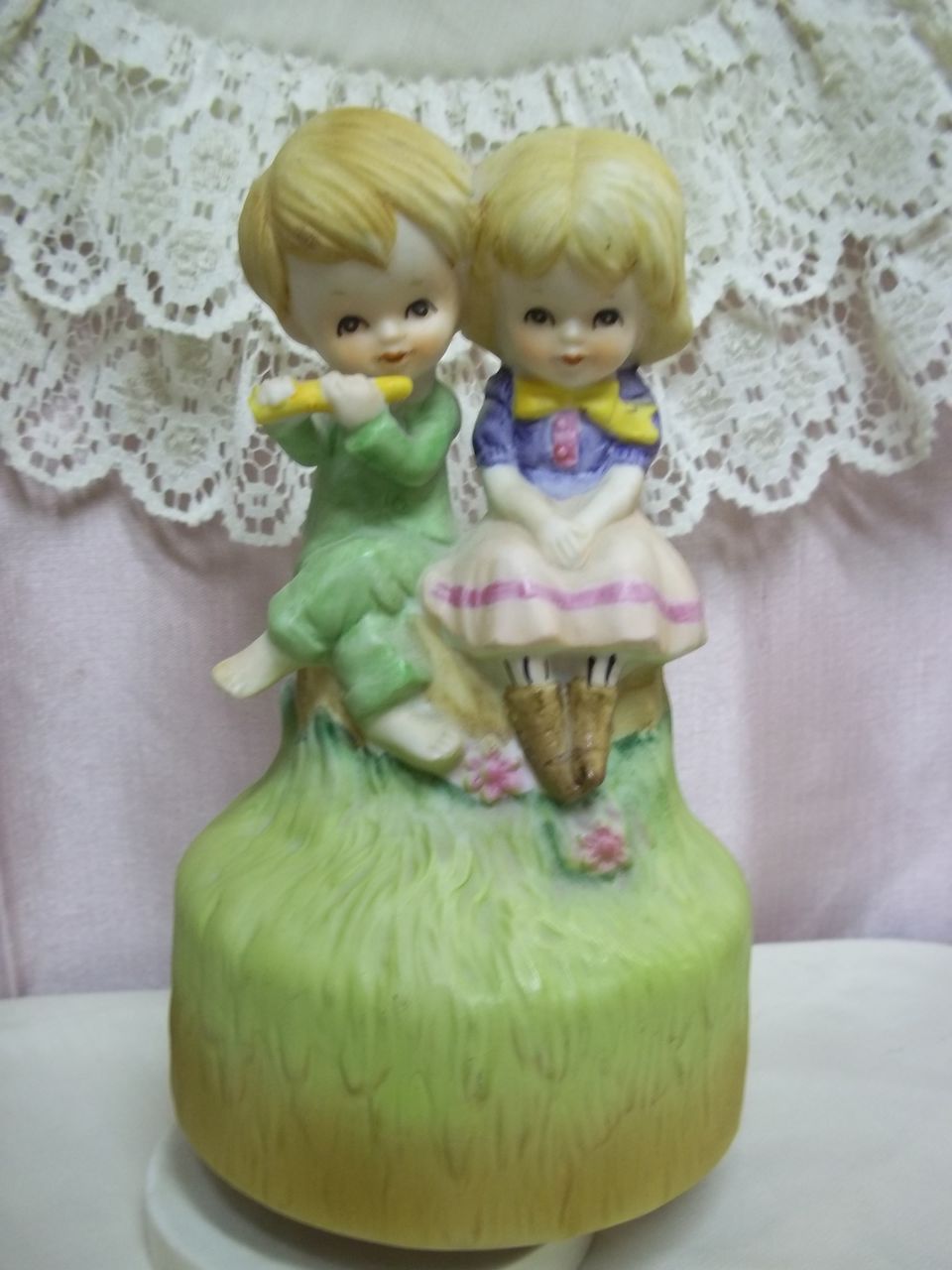 Girl and Boy Music Box: Always Girl and Boy Music Box: Always