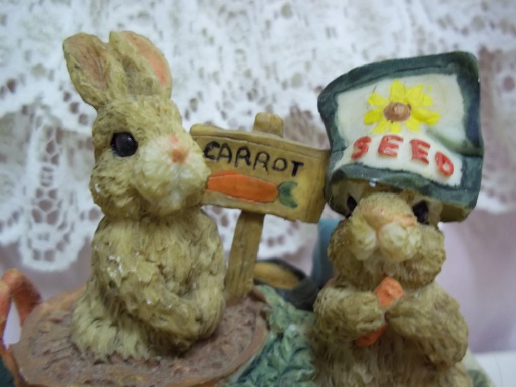 Mischievous Rabbits Music Box: My Favorite Things Mischievous Rabbits Music Box: My Favorite Things