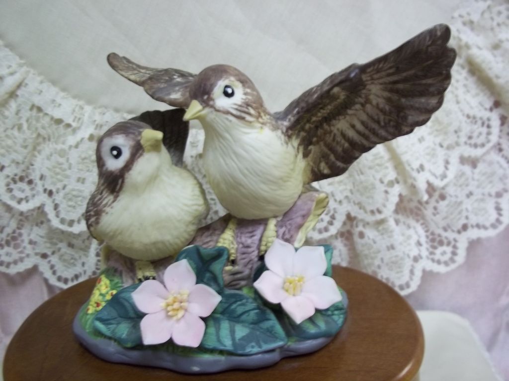 Music Box: His Eye is On the Sparrow and I Know God Cares For Me Music Box: His Eye is On the Sparrow and I Know God Cares For Me