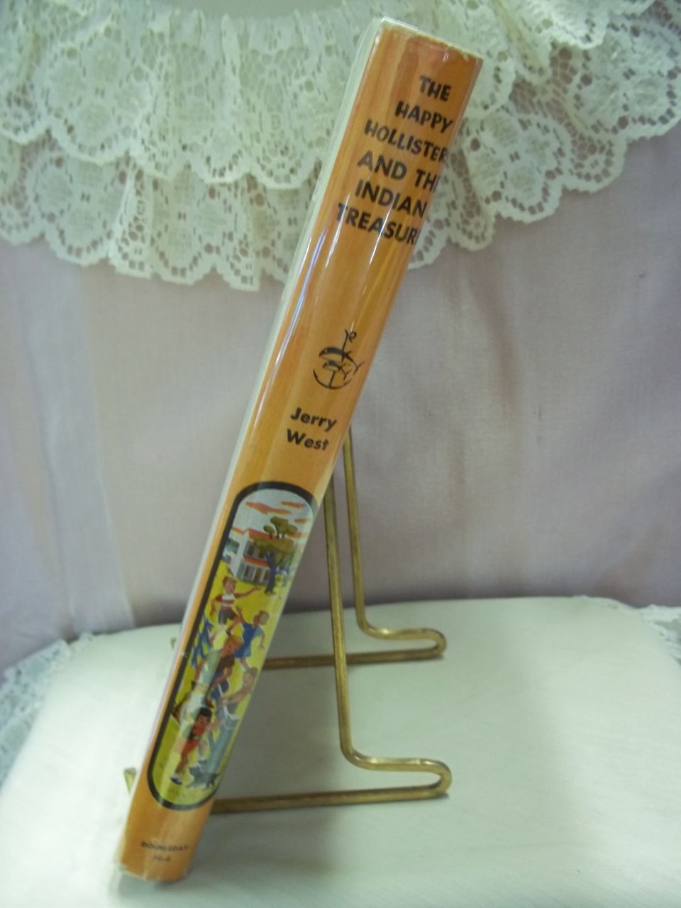 The Happy Hollisters and the Indian Treasure, Jerry West, Doubleday & Co. 1953 HC-DJ The Happy Hollisters and the Indian Treasure, Jerry West, Doubleday & Co. 1953 HC-DJ