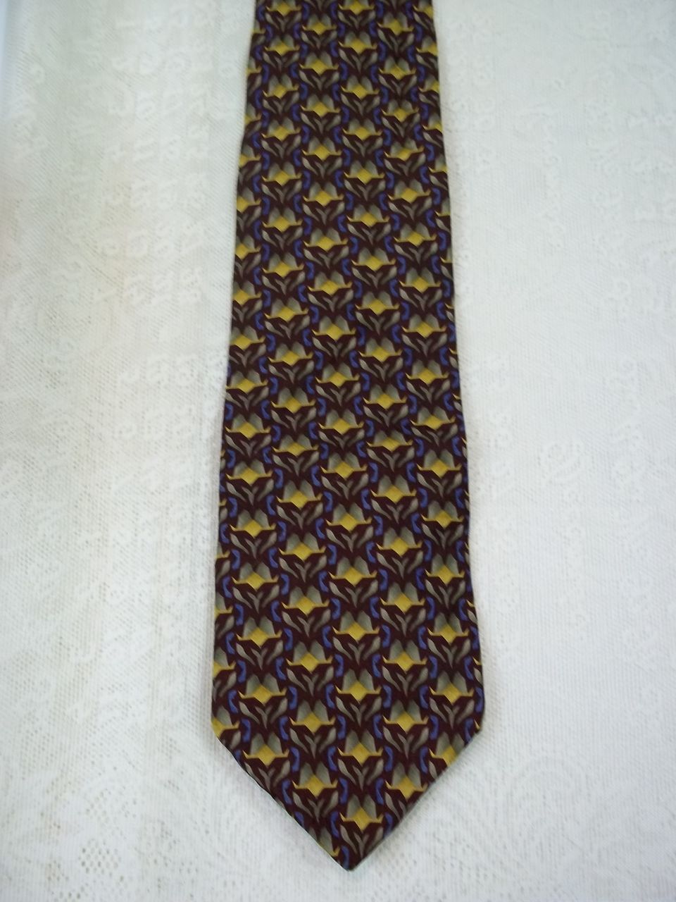 Artisphere by Charles Vinson Vintage Neck Tie Artisphere by Charles Vinson Vintage Neck Tie