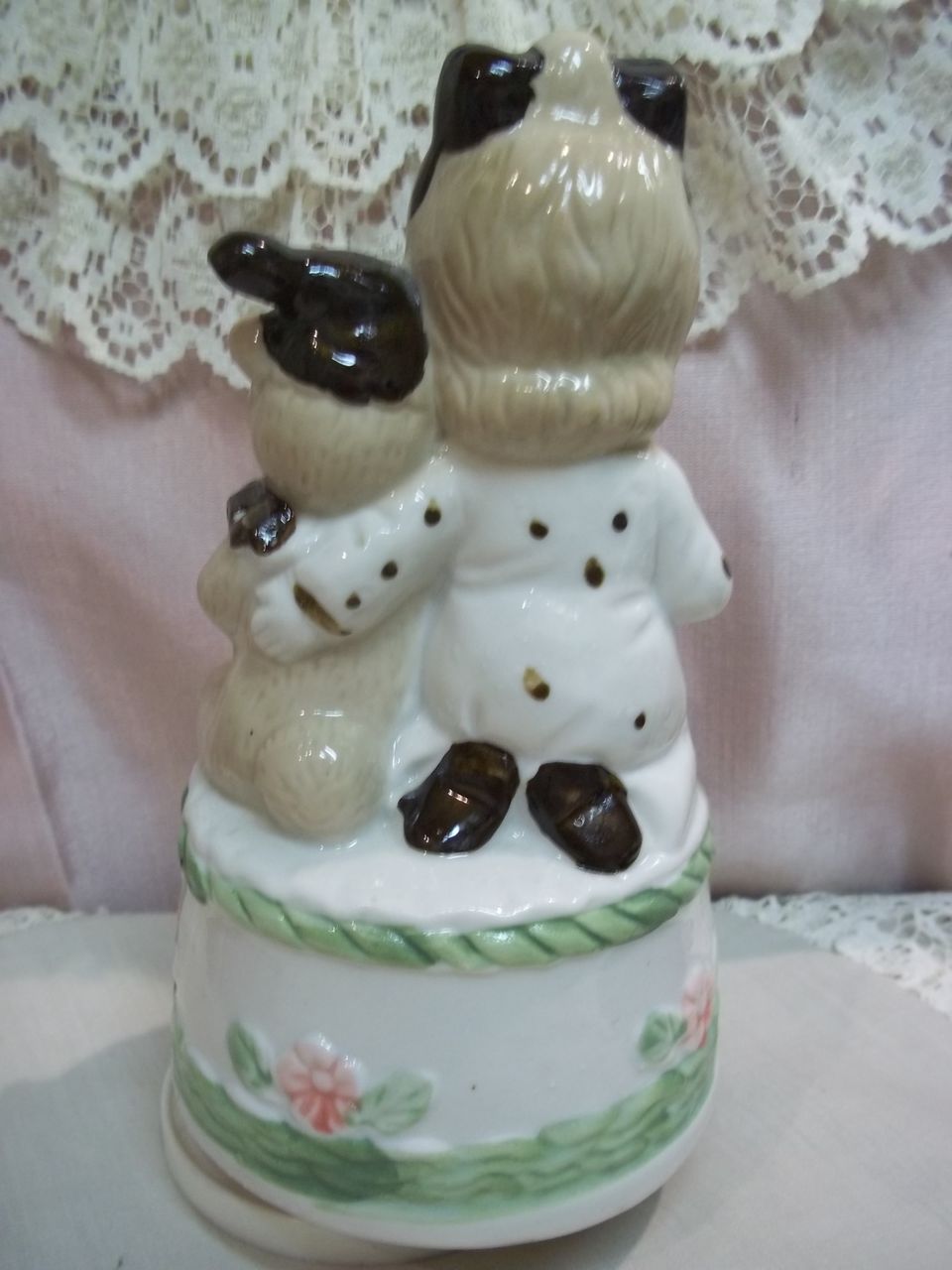 Girl and Teddy Bear Music Box: Theme from Dr. Zhivago Girl and Teddy Bear Music Box: Theme from Dr. Zhivago