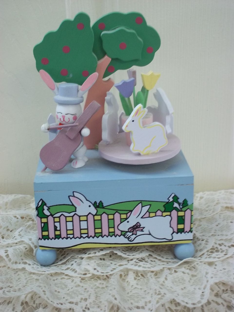 Vintage Easter Bunny Wood Music Box Vintage Easter Bunny Wood Music Box