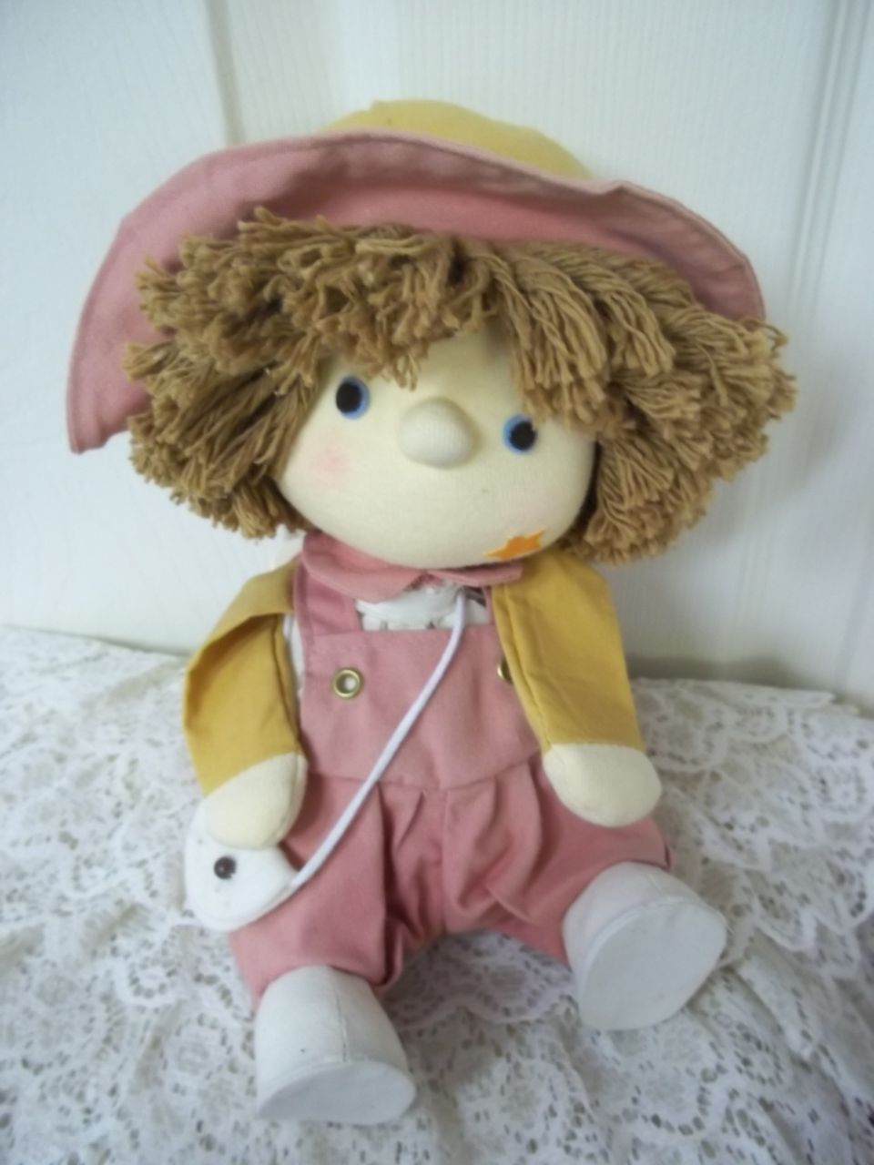 Animated Doll Music Box 'Toy Land' Animated Doll Music Box 'Toy Land'