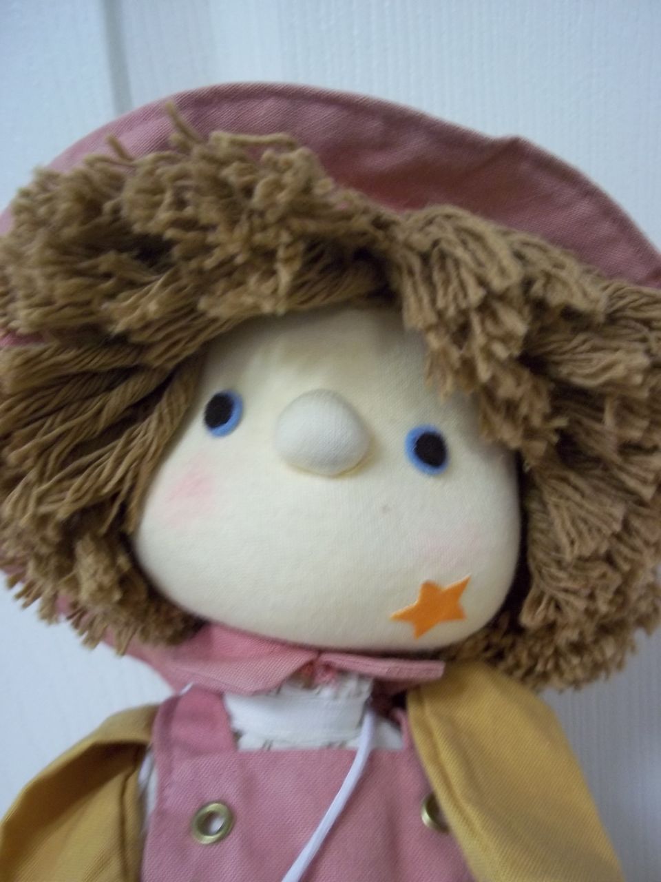 Animated Doll Music Box 'Toy Land' Animated Doll Music Box 'Toy Land'