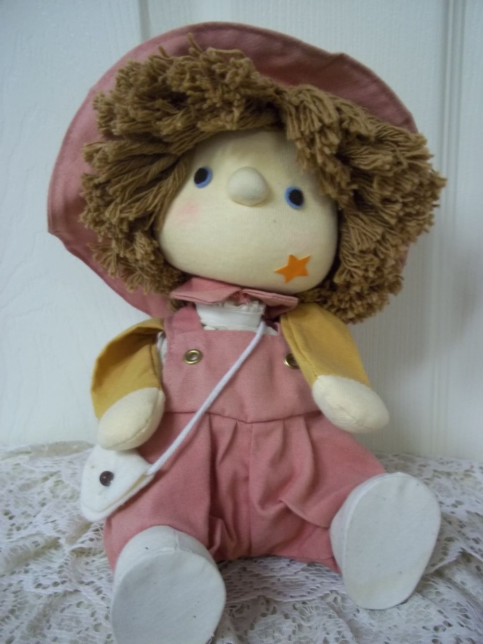 Animated Doll Music Box 'Toy Land' Animated Doll Music Box 'Toy Land'