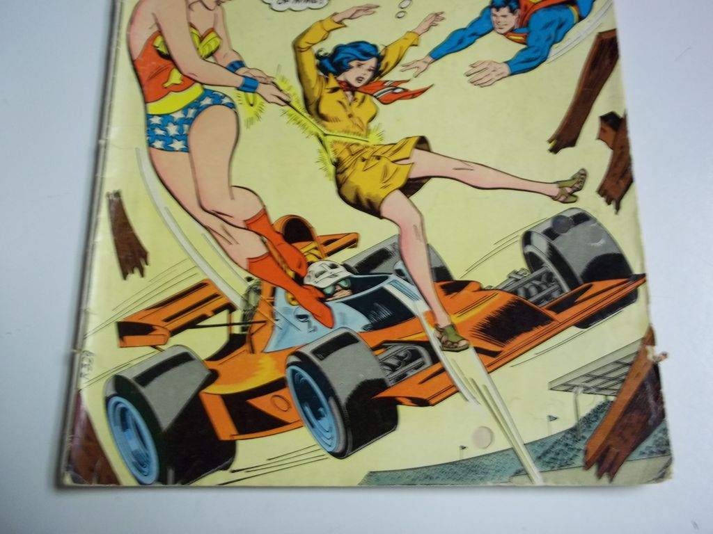DC Comics Lois Lane Vol. 17, No. 136, Feb. 1974 DC Comics Lois Lane Vol. 17, No. 136, Feb. 1974