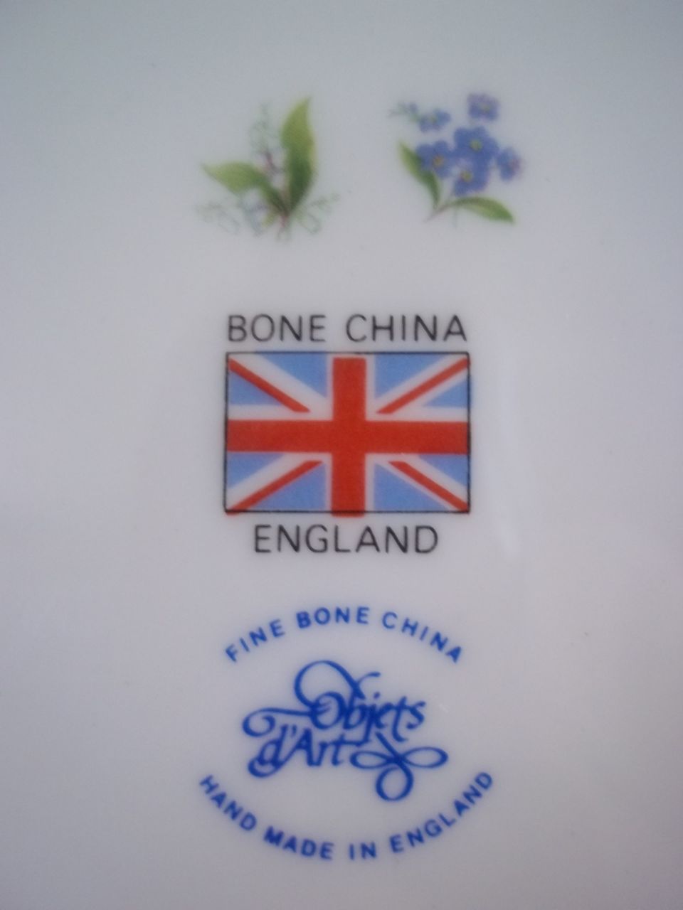 Child's English Fine Bone China Tea Set by Objets d'Art, Yorkshire Child's English Fine Bone China Tea Set by Objets d'Art, Yorkshire