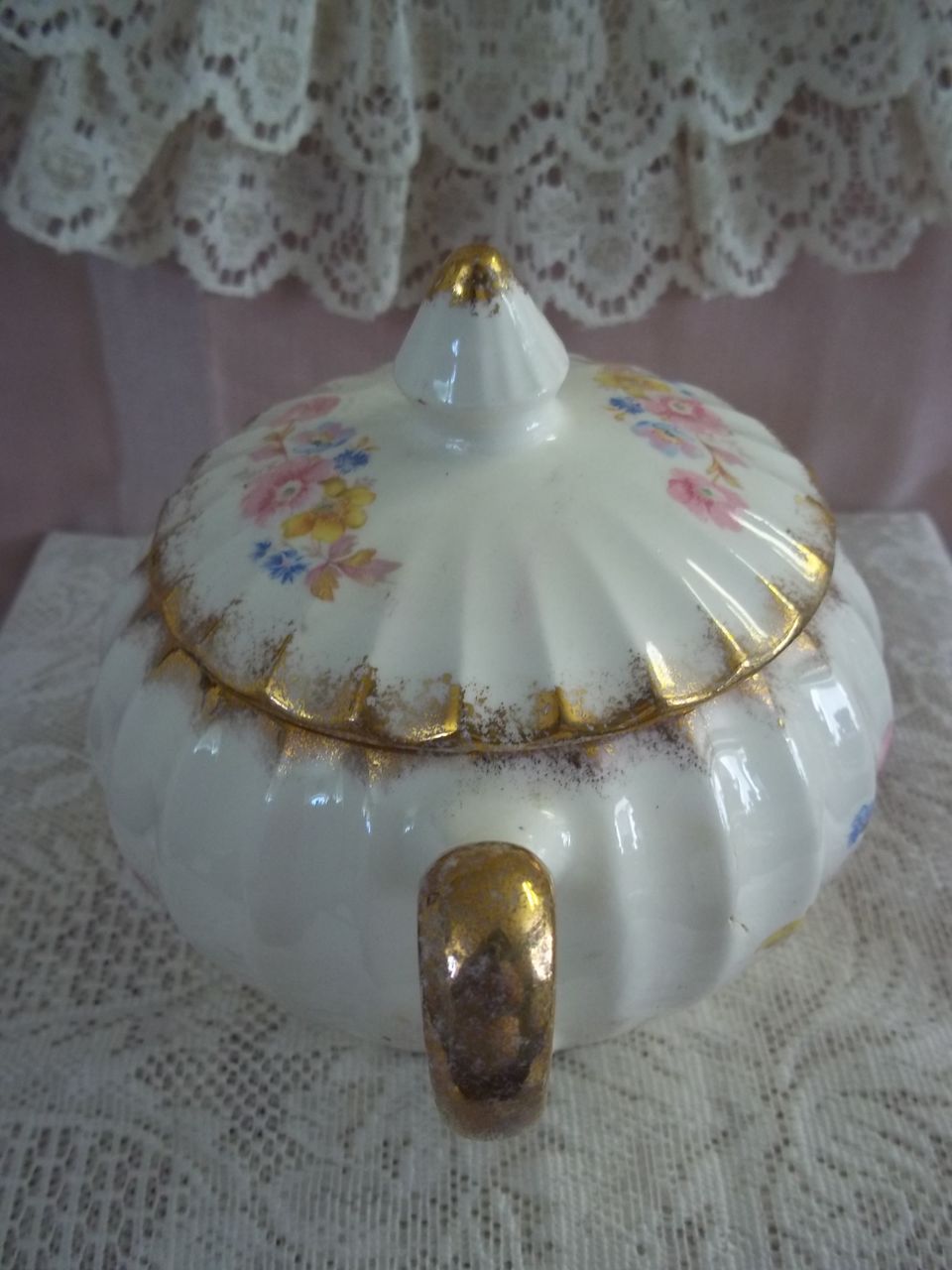 W.S. George Bolero Fine China Sugar Bowl w/ Lid W.S. George Bolero Fine China Sugar Bowl w/ Lid