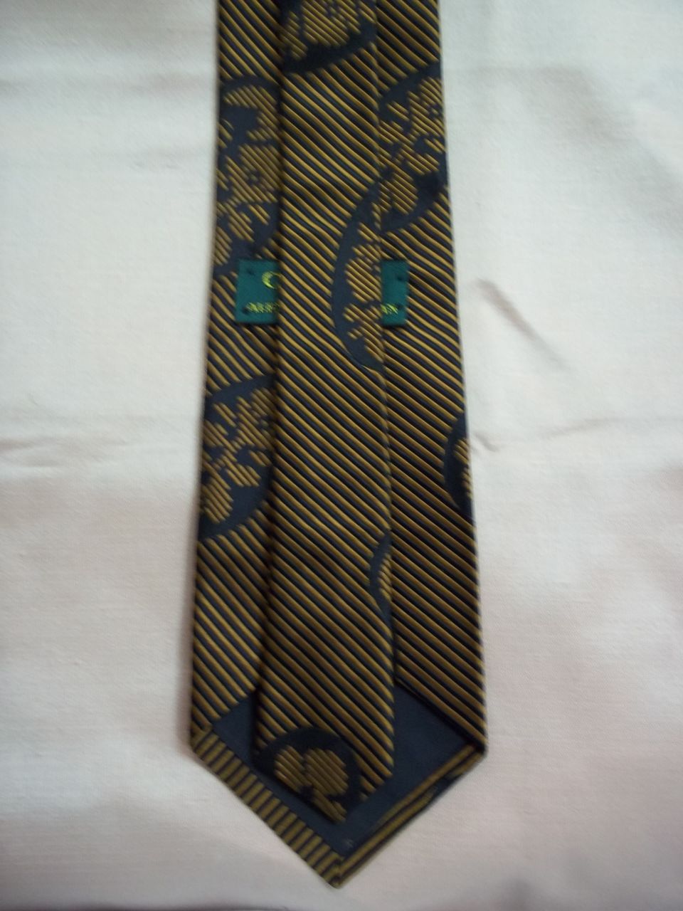 Vintage All Silk Vintage Tie by Alexander Julian Vintage All Silk Vintage Tie by Alexander Julian