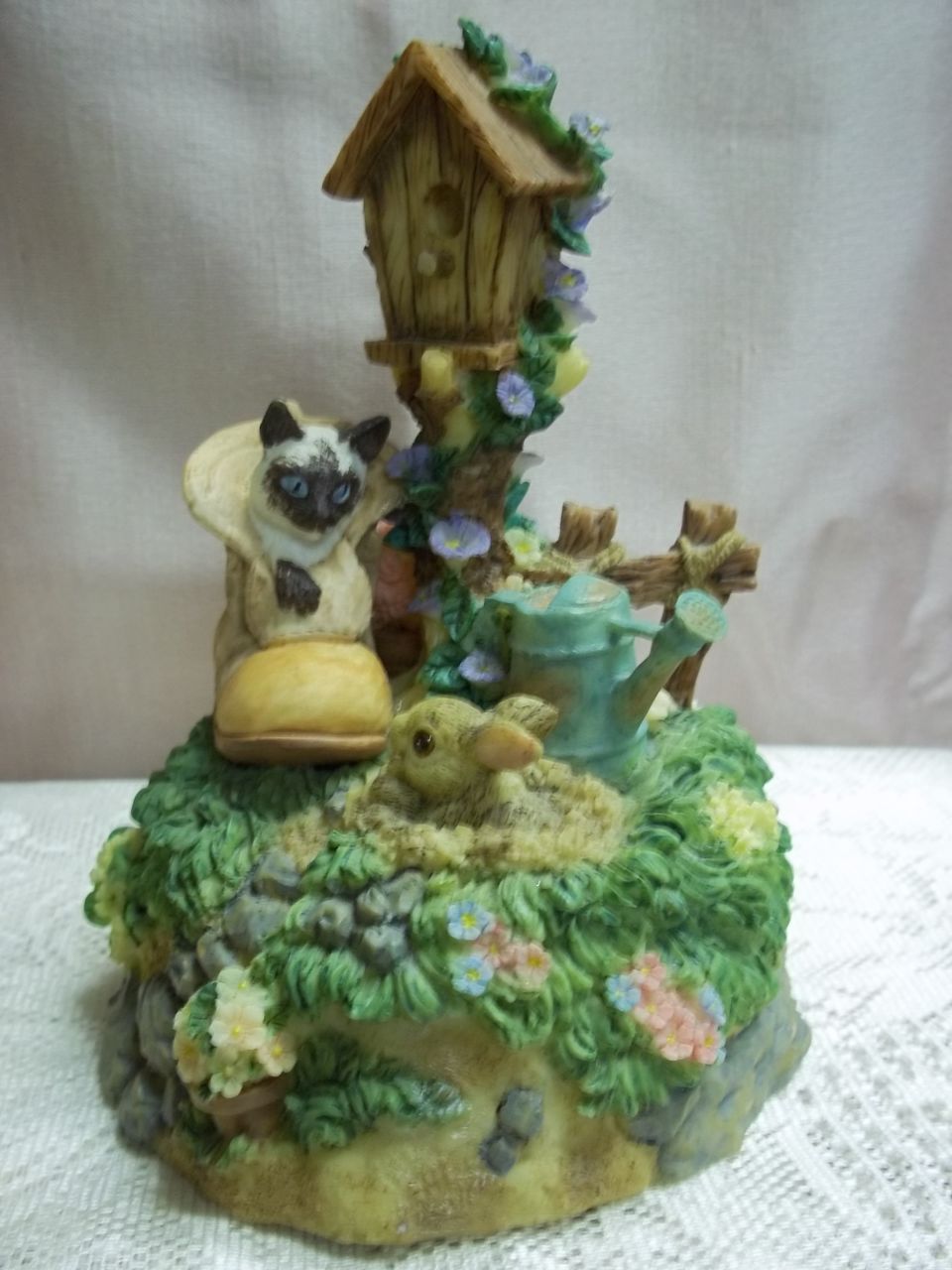 Kitten and Bunny at Play Music Box: Playmates Kitten and Bunny at Play Music Box: Playmates