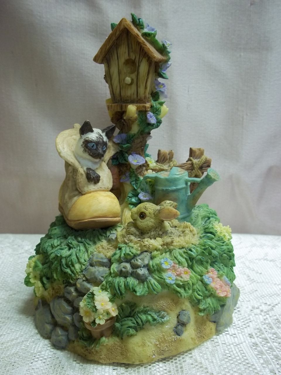 Kitten and Bunny at Play Music Box: Playmates Kitten and Bunny at Play Music Box: Playmates