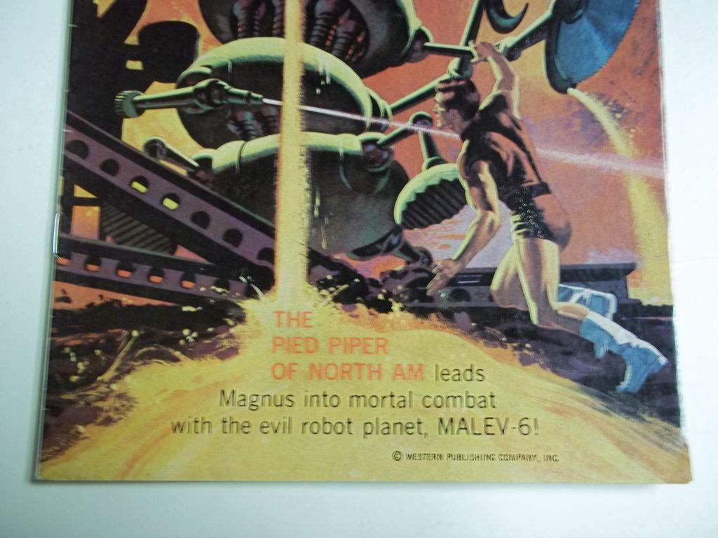 Gold Key Comics Magnus Robot Fighter No. 45, Oct. 1976 Gold Key Comics Magnus Robot Fighter No. 45, Oct. 1976