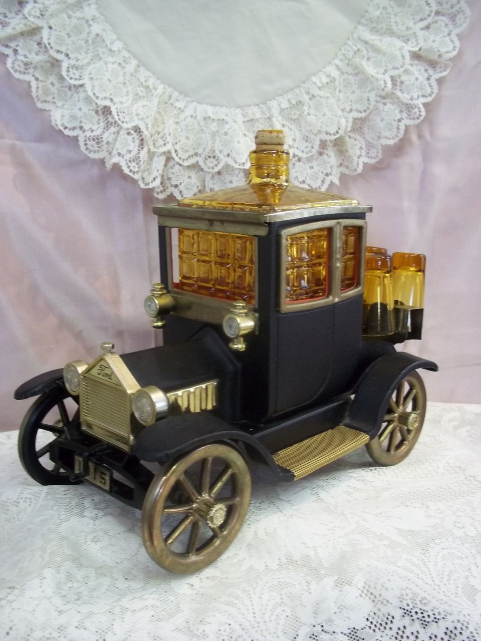 1915 Ford Model T Decanter and Music Box 1915 Ford Model T Decanter and Music Box