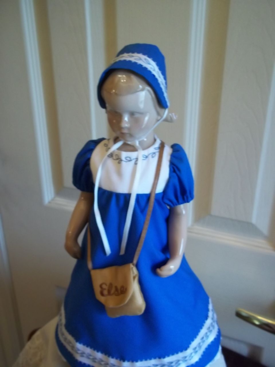 Elsa : Bing and Grondahl Annual Doll Elsa : Bing and Grondahl Annual Doll
