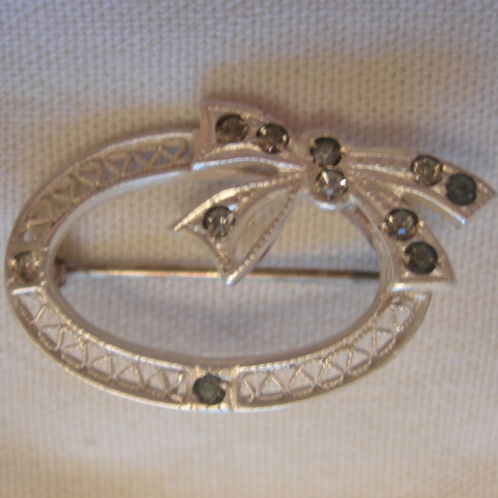 Sterling Silver and Glass Brooch Sterling Silver and Glass Brooch