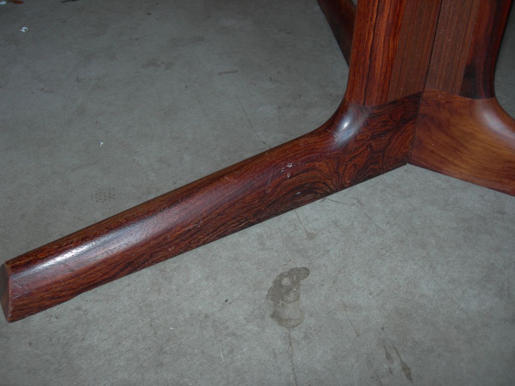 Gudme Emobelfabrik, Danish Modern Rosewood Table Gudme Emobelfabrik, Danish Modern Rosewood Table
