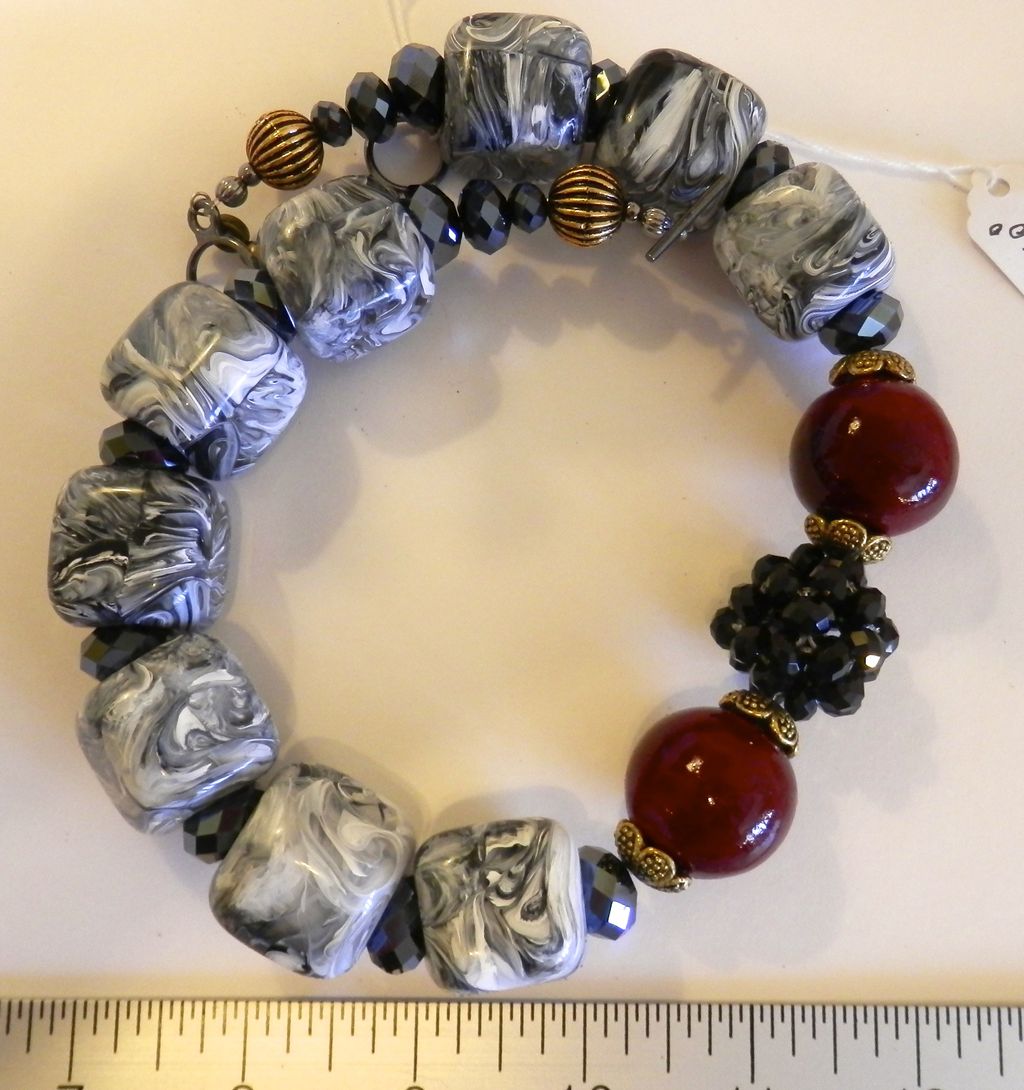 Black and White Lucite Beads with Red and Black Focals Black and White Lucite Beads with Red and Black Focals