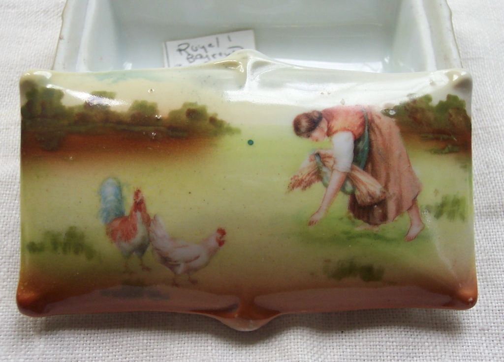 Royal Bayreuth "Woman Feeding Chickens" Covered Box - Blue Mark Royal Bayreuth "Woman Feeding Chickens" Covered Box - Blue Mark