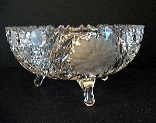 Wheel Cut and Pressed 8 inch Footed Round Bowl 1916-1920 McKee Innovation Wheel Cut and Pressed 8 inch Footed Round Bowl 1916-1920 McKee Innovation