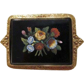 Eighteen karat yellow gold and Roman Micro Mosaic brooch, 19th century Eighteen karat yellow gold and Roman Micro Mosaic brooch, 19th century